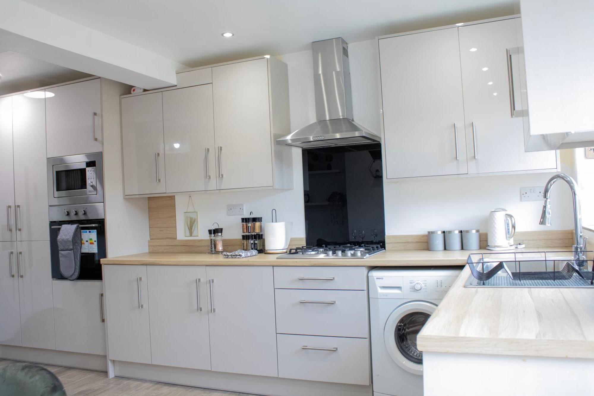 Harvard House, Stylish 3 Bedroom House In Solihull 5 Mins To The Nec, Bhx ,Jlr With Free Parking Бирмингем Экстерьер фото