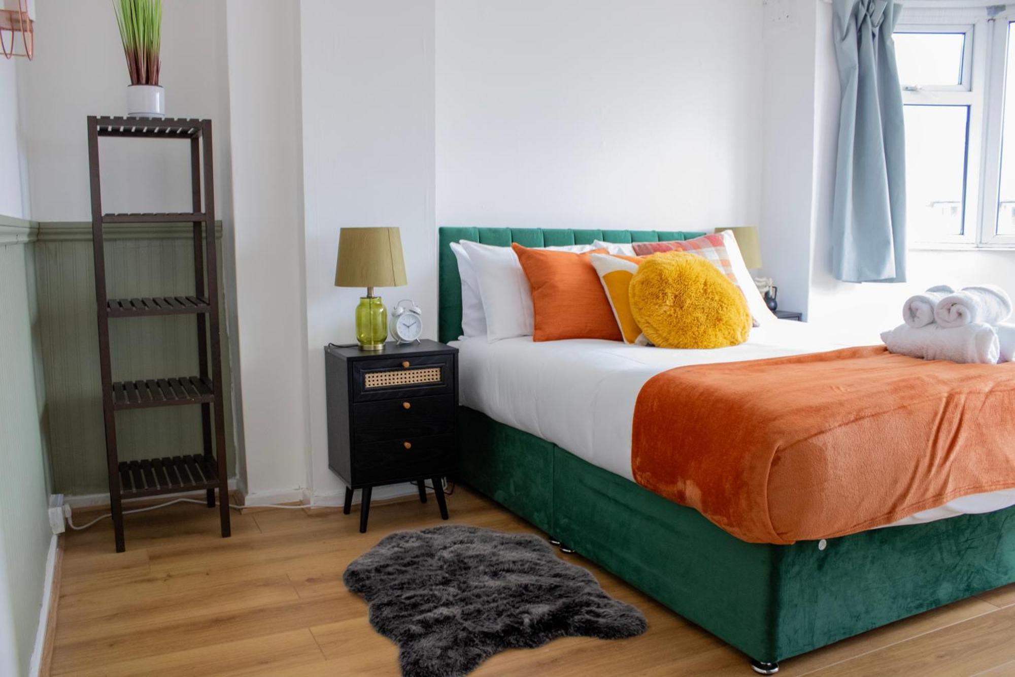 Harvard House, Stylish 3 Bedroom House In Solihull 5 Mins To The Nec, Bhx ,Jlr With Free Parking Бирмингем Экстерьер фото